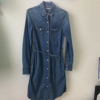 ギャップ(GAP)の美品　GAP デニムシャツワンピース デニムワンピース　XXS(ひざ丈ワンピース)