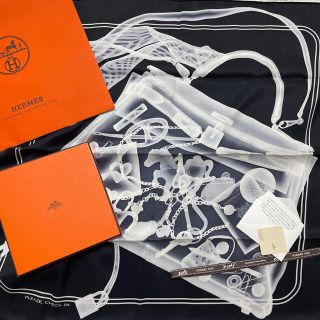 エルメス(Hermes)のMM様専用　　　　　　　　エルメス　70 スカーフ　カレ プリーズチェックイン (バンダナ/スカーフ)