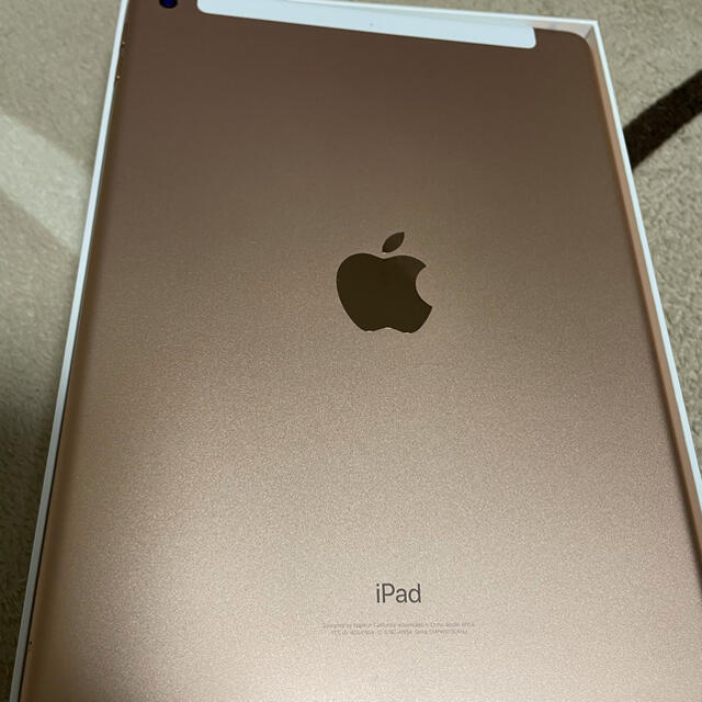 Apple iPad 第6世代 32GB ゴールド 1