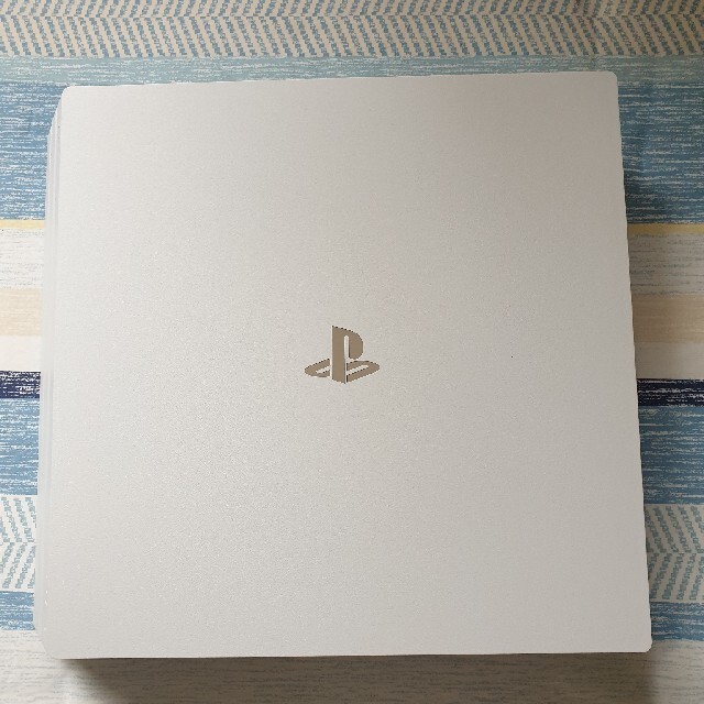 PS4 Pro 1TB CUH-7200 ホワイト