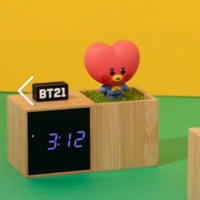 BT21 公式  TATA 時計