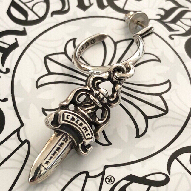 ピアス(片耳用)クロムハーツ Chrome Hearts 正規品 ピアス 購入前に