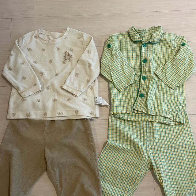 UNIQLO(ユニクロ)のキッズ　パジャマ　90・95   2点セット　古着 キッズ/ベビー/マタニティのキッズ服男の子用(90cm~)(パジャマ)の商品写真