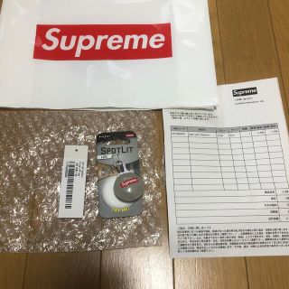 シュプリーム(Supreme)のsupremeオンライン購入ライト新品、未使用(スニーカー)