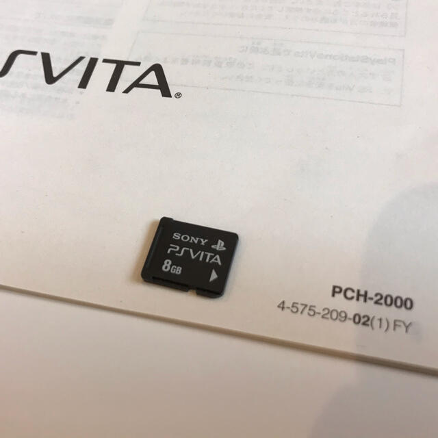 SONY PlayStationVITA 本体  PCH-2000 ZA11 2