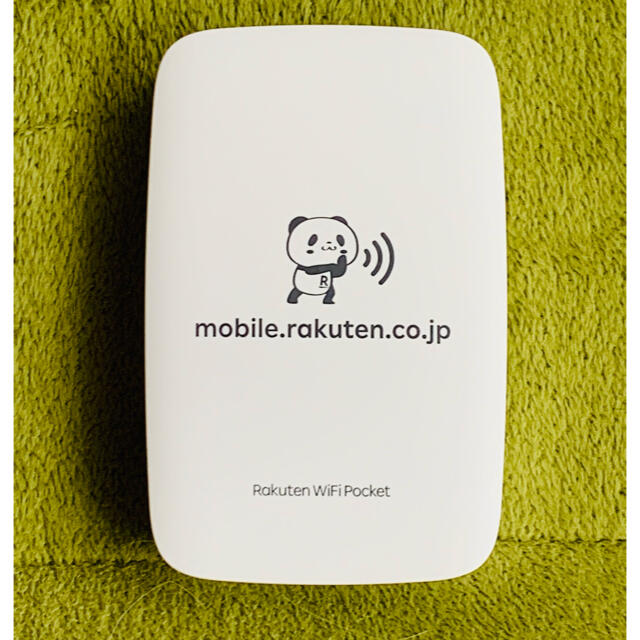 Rakuten(ラクテン)のRakuten WiFi Pocket ホワイト スマホ/家電/カメラのスマートフォン/携帯電話(その他)の商品写真
