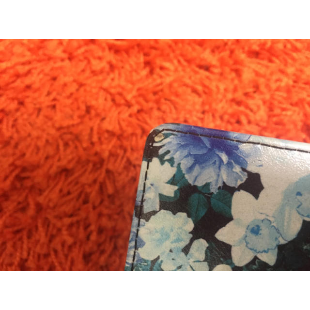 rienda(リエンダ)のrienda 花柄iPhone6、6sケース スマホ/家電/カメラのスマホアクセサリー(iPhoneケース)の商品写真