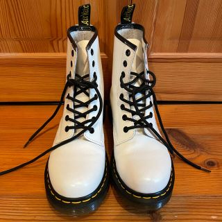 ドクターマーチン(Dr.Martens)のドクターマーチン Dr.Martens ブーツ 白 8ホール(ブーツ)