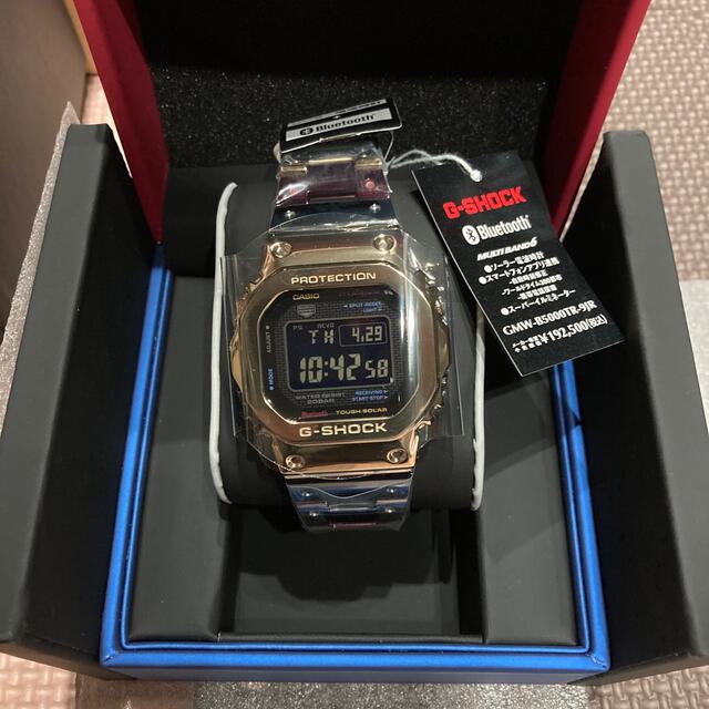G-SHOCK(ジーショック)の【最終価格】G-SHOCK GMW-B5000TR-9JR マルチカラーチタン メンズの時計(腕時計(デジタル))の商品写真