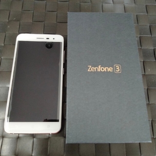 エイスース(ASUS)のAsus Zenfone LASER 3 ZE552KL 64G新品バッテリー(スマートフォン本体)