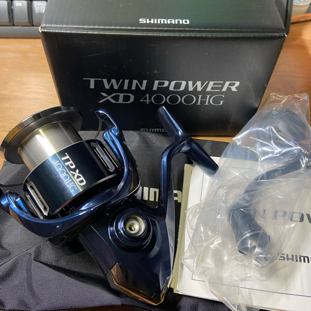 SHIMANO(シマノ)の新品　21 TWIN POWER XD 4000HG(2021モデル) スポーツ/アウトドアのフィッシング(リール)の商品写真