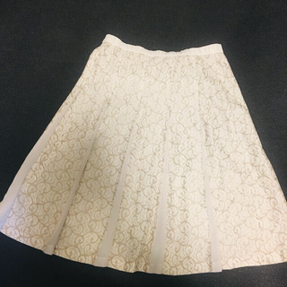 コムサデモード(COMME CA DU MODE)のコムサデモード　k.t. 春夏用スカート　サイズ9(ひざ丈スカート)