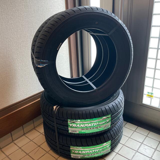 トーヨータイヤ トランパスmpz 195/60R16 89H