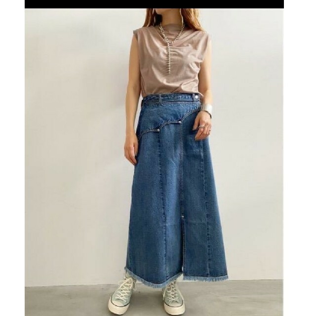 Ameri VINTAGE(アメリヴィンテージ)のAMERI WESTERN FLAP DENIM SK ブルーS レディースのスカート(ロングスカート)の商品写真