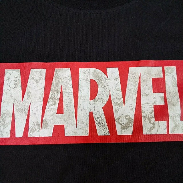 MARVEL(マーベル)の140cm  タグ付き新品  マーベル  ロゴ  半袖Tシャツ  黒 キッズ/ベビー/マタニティのキッズ服男の子用(90cm~)(Tシャツ/カットソー)の商品写真