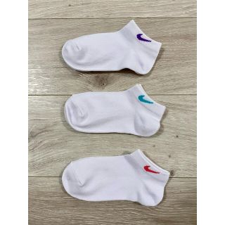 ナイキ(NIKE)のNIKE ナイキ ガールズソックス 19〜21センチ 3足セット！(靴下/タイツ)