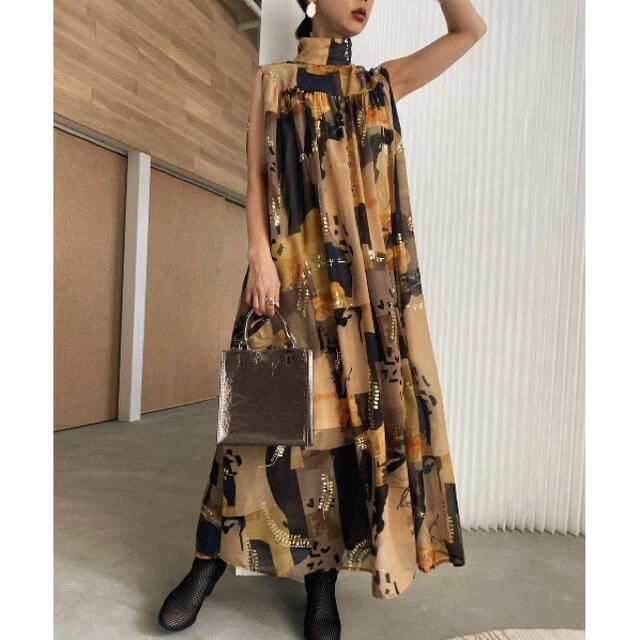 Ameri VINTAGE(アメリヴィンテージ)のEMILIE GATHER DRESS【Sサイズ】 レディースのワンピース(ロングワンピース/マキシワンピース)の商品写真