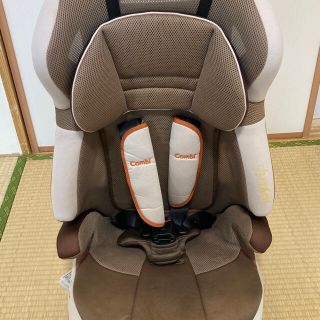 コンビ(combi)のジョイトリップ　チャイルドシート　ブラウン(自動車用チャイルドシート本体)