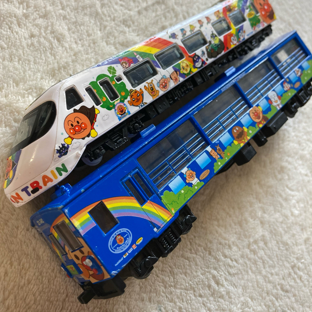 アンパンマン　列車　トロッコ キッズ/ベビー/マタニティのおもちゃ(電車のおもちゃ/車)の商品写真