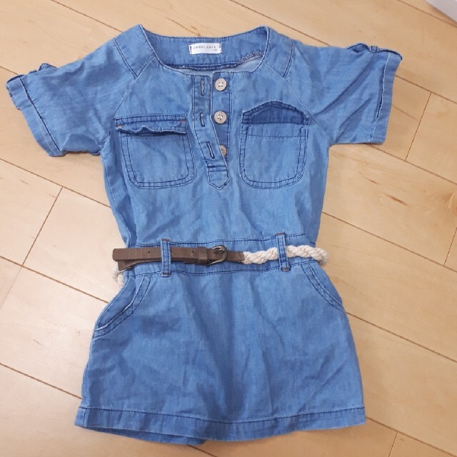 子供服　ワンピース　デニムワンピース キッズ/ベビー/マタニティのキッズ服女の子用(90cm~)(ワンピース)の商品写真