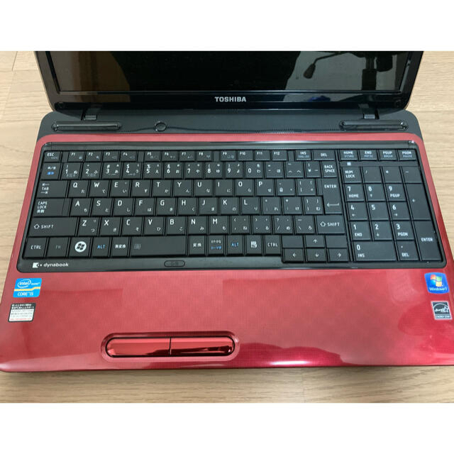 東芝(トウシバ)の東芝　ノートパソコン　T351/57CR PT35157CBFR 赤 スマホ/家電/カメラのPC/タブレット(ノートPC)の商品写真