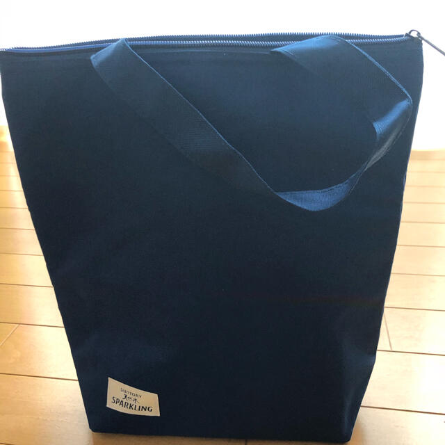 サントリー(サントリー)の保冷バッグ　サントリー天然水スパークリング レディースのバッグ(エコバッグ)の商品写真