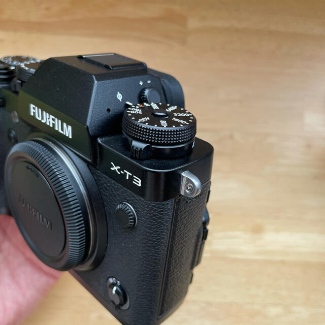 富士フイルム(フジフイルム)のYogalove様専用　fujifilm x-t3 スマホ/家電/カメラのカメラ(ミラーレス一眼)の商品写真