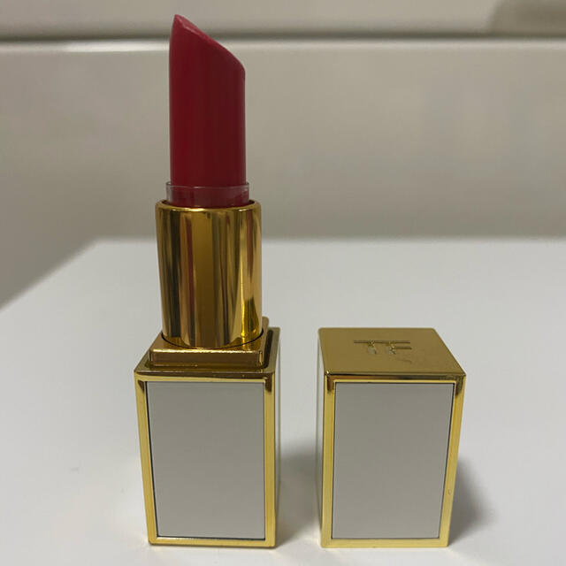 TOM FORD(トムフォード)のトムフォード ウルトラリッチ リップカラー 23C サシャ コスメ/美容のベースメイク/化粧品(口紅)の商品写真