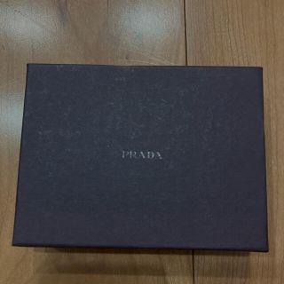 プラダ(PRADA)のプラダの箱　リボン付き(ショップ袋)