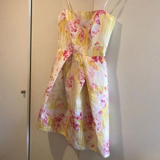 レッドヴァレンティノ(RED VALENTINO)のバレンチノ花柄ワンピース(ひざ丈ワンピース)