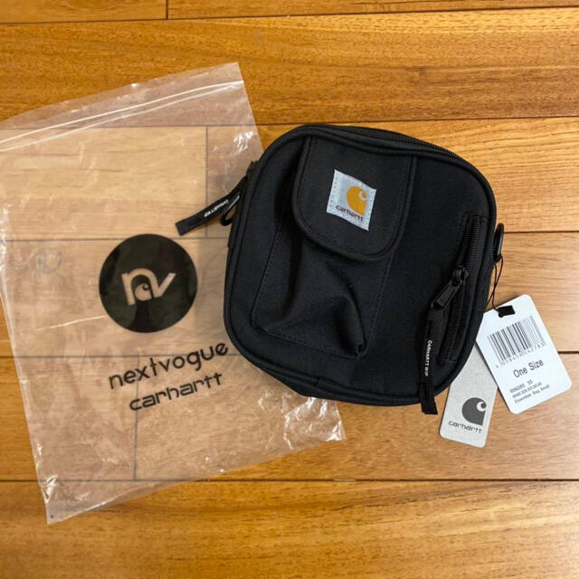 carhartt(カーハート)のカーハートショルダーバッグ　ブラック　タグ付き　新品未使用 メンズのバッグ(ショルダーバッグ)の商品写真