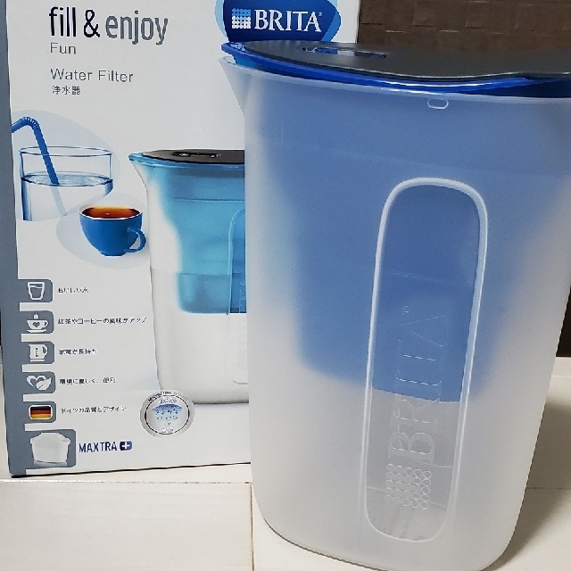 ブリタ浄水器 インテリア/住まい/日用品のキッチン/食器(浄水機)の商品写真