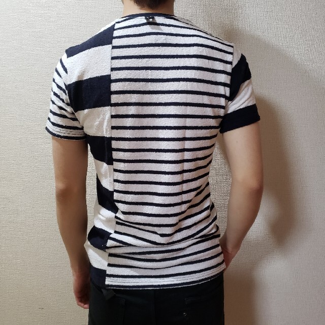 wjk(ダブルジェーケー)のwjk   shift cut&sewn 【送料無料】  Sサイズ メンズのトップス(Tシャツ/カットソー(半袖/袖なし))の商品写真