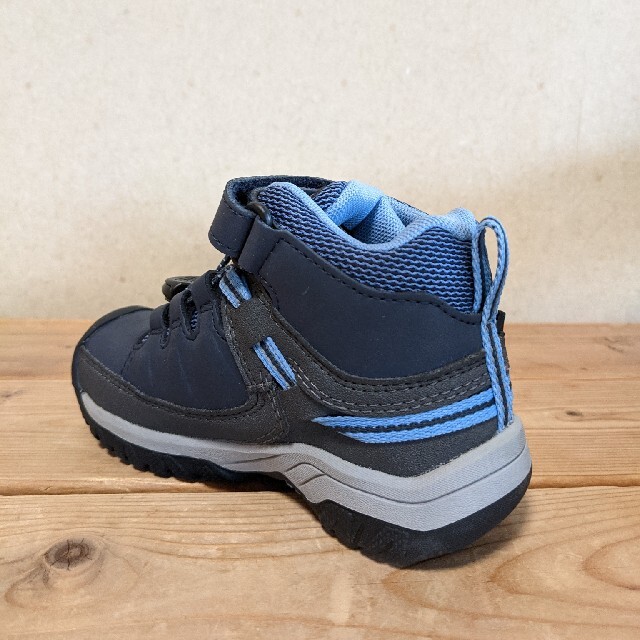 KEEN(キーン)の【新品未使用】KEEN こども用靴 16cm　ターギーミッド キッズ/ベビー/マタニティのキッズ靴/シューズ(15cm~)(スニーカー)の商品写真