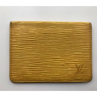 ルイヴィトン(LOUIS VUITTON)のルイ・ヴィトン　パスケース　エピ　黄色　タッシリイエロー(名刺入れ/定期入れ)