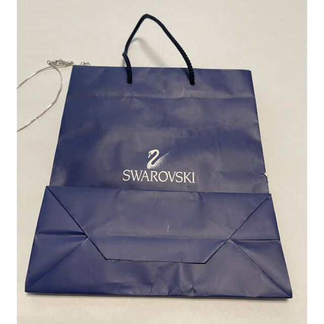 SWAROVSKI(スワロフスキー)のスワロフスキーネックレス新品　箱＆袋付き レディースのアクセサリー(ネックレス)の商品写真