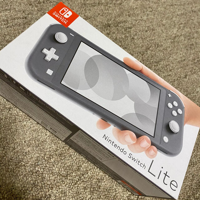 Nintendo Switch(ニンテンドースイッチ)の【ほぼ新品！】Nintendo switch lite エンタメ/ホビーのゲームソフト/ゲーム機本体(携帯用ゲーム機本体)の商品写真