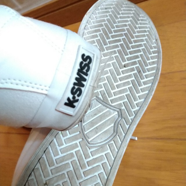 K-SWISS(ケースイス)の１度使用 K-SWISSスニーカー　メンズ  メンズの靴/シューズ(スニーカー)の商品写真