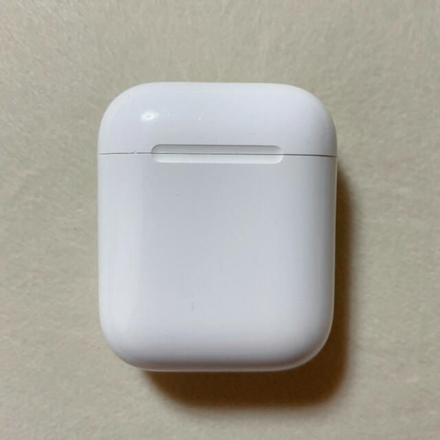 Apple(アップル)のAirpods エアポッツ　第1、第2世代 スマホ/家電/カメラのオーディオ機器(ヘッドフォン/イヤフォン)の商品写真