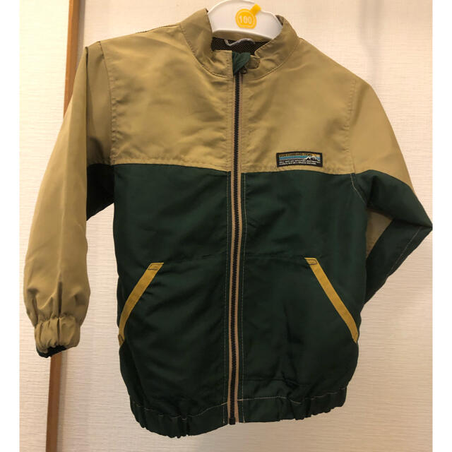 BREEZE(ブリーズ)の★送料込　キッズ　ウインドブレーカー　サイズ100 キッズ/ベビー/マタニティのキッズ服男の子用(90cm~)(ジャケット/上着)の商品写真