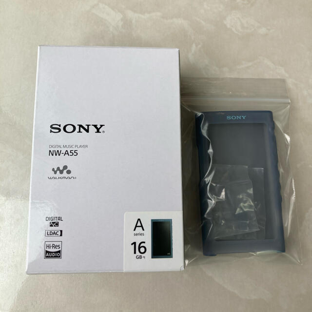 SONY(ソニー)の月様専用【SONY ウォークマン NW-A55】 スマホ/家電/カメラのオーディオ機器(ポータブルプレーヤー)の商品写真