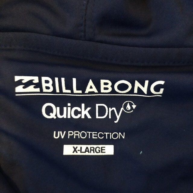 billabong(ビラボン)の(売却済)メンズ　ビラボン　フード付きラッシュガード(XL) メンズの水着/浴衣(水着)の商品写真