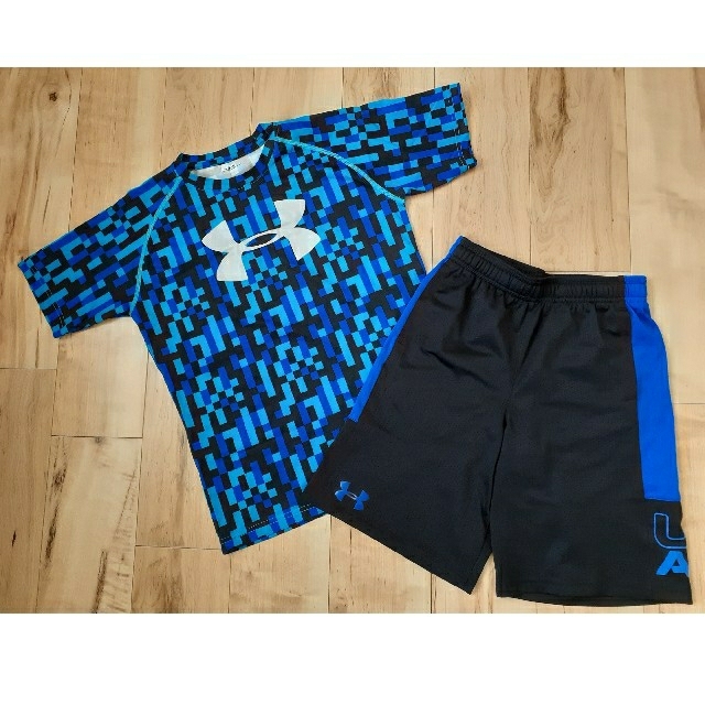 UNDER ARMOUR(アンダーアーマー)のアンダーアーマー　Tシャツ&ハーフパンツ２点セットYLG150cm　運動会 キッズ/ベビー/マタニティのキッズ服男の子用(90cm~)(その他)の商品写真