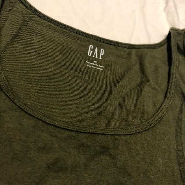 GAP(ギャップ)のGAP タンクトップ カーキ XS  レディースのトップス(タンクトップ)の商品写真