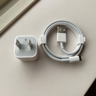 アップル(Apple)の新品未使用 iPhone 充電器(アダプター) コード セット 純正(バッテリー/充電器)