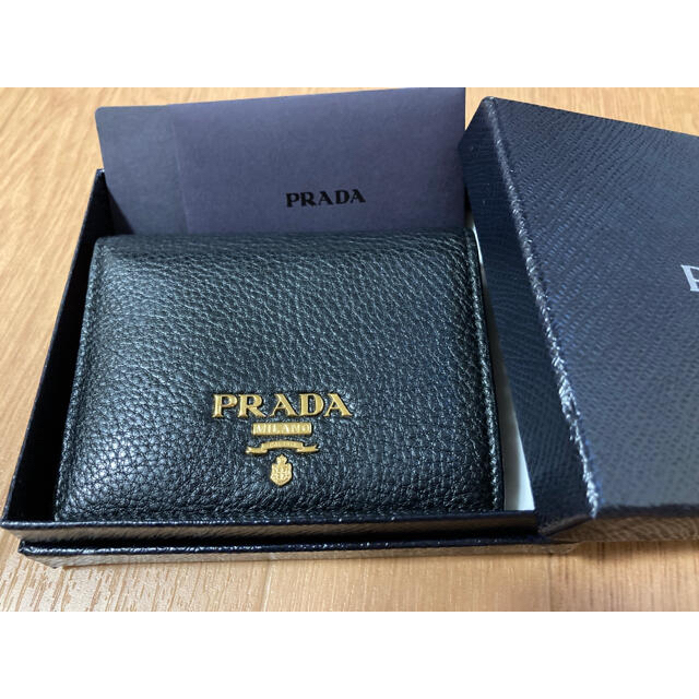 PRADA(プラダ)のプラダ　PRADA  財布　コンパクトウォレット　サフィアーノ　バイカラー レディースのファッション小物(財布)の商品写真