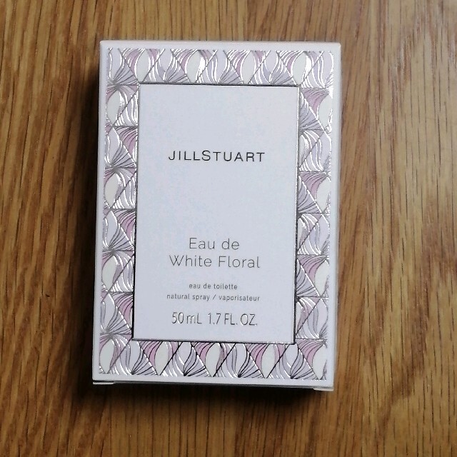 JILLSTUART(ジルスチュアート)の【新品】ジルスチュアート☆オード ホワイトフローラル  50ml☆香水 コスメ/美容のメイク道具/ケアグッズ(その他)の商品写真