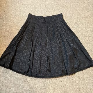 ジルスチュアート(JILLSTUART)の【再値下げ！Sale!】ジル・スチュアート♡黒のヒョウ柄スカート(ひざ丈スカート)