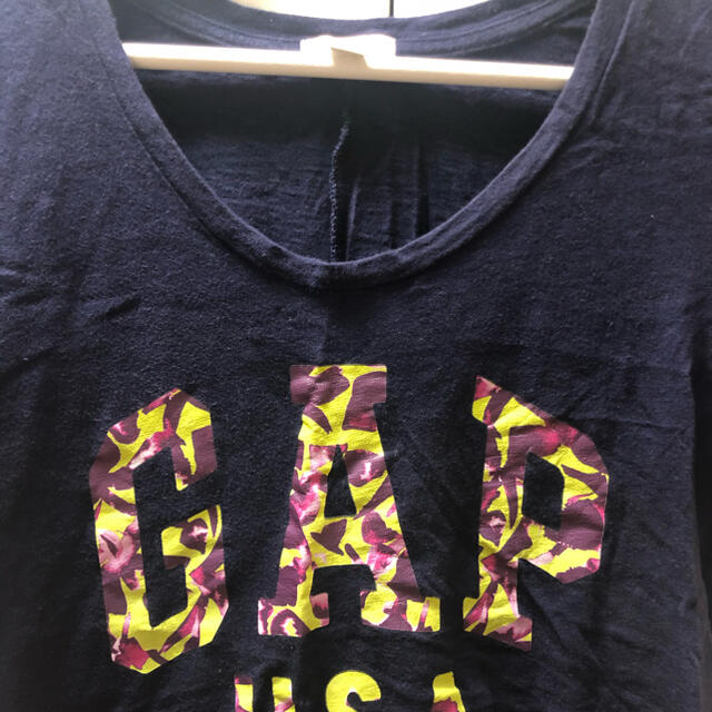 GAP(ギャップ)のGAP Tシャツ レディースのトップス(Tシャツ(半袖/袖なし))の商品写真