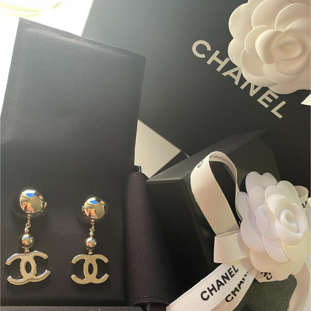 CHANEL2021春夏新作超希少ボールピアス♡新品未使用